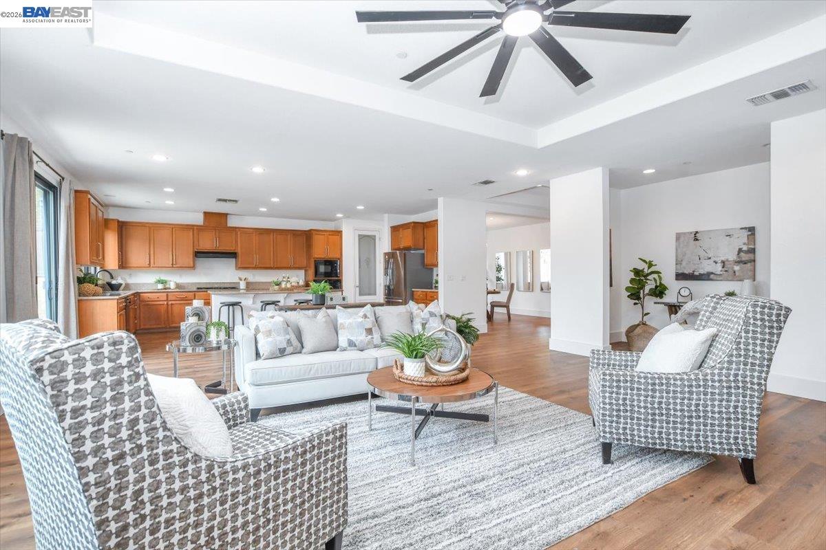 1600 Amber Ln