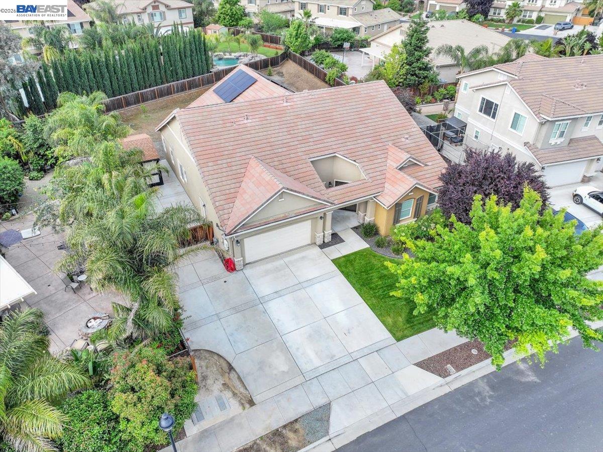 1600 Amber Ln