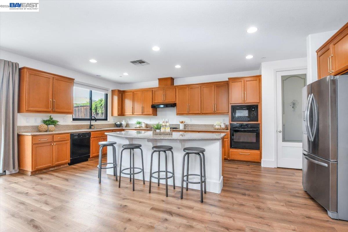 1600 Amber Ln