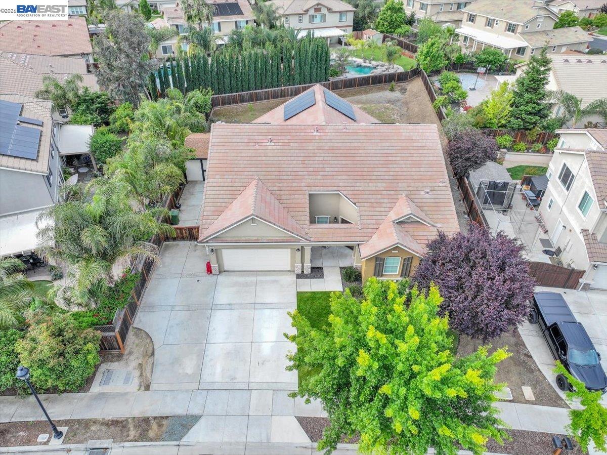 1600 Amber Ln