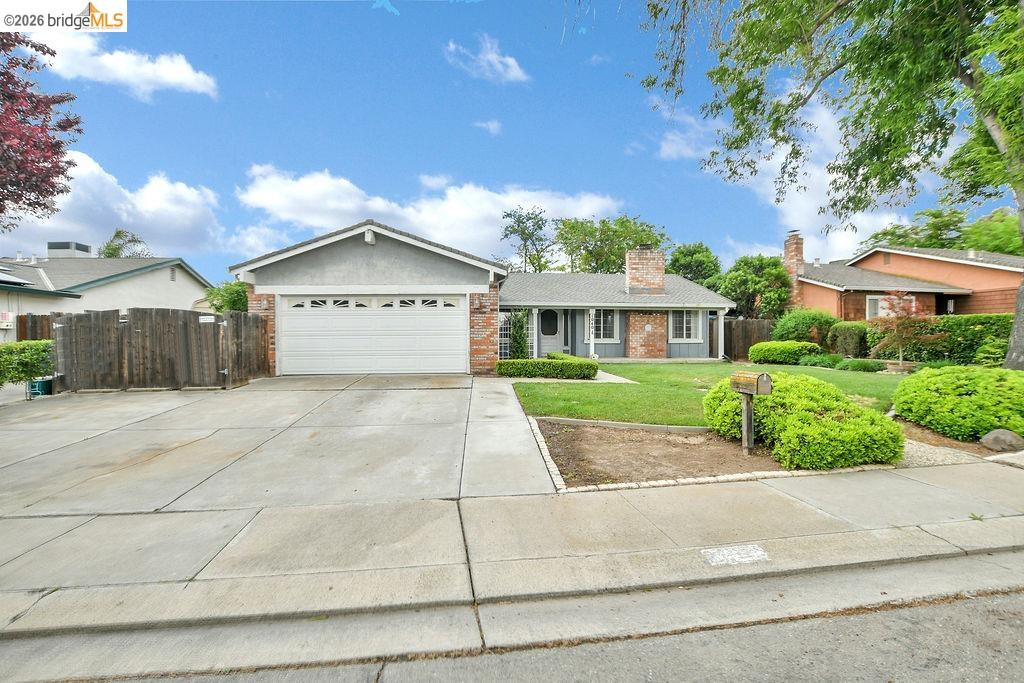 1040 Kapareil Dr