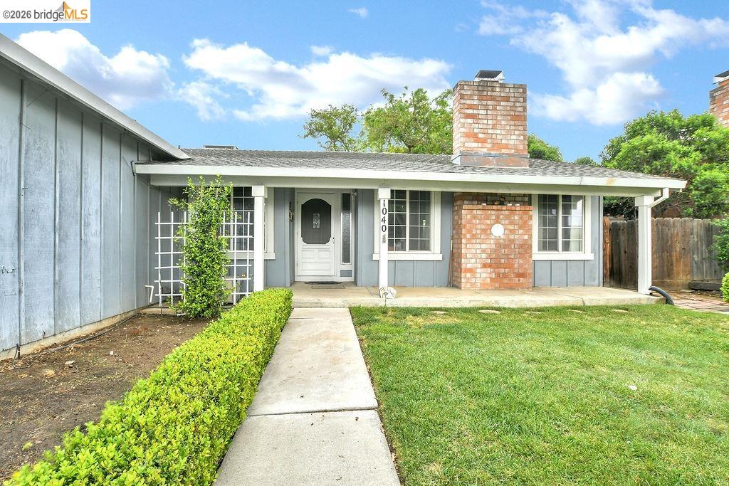 1040 Kapareil Dr