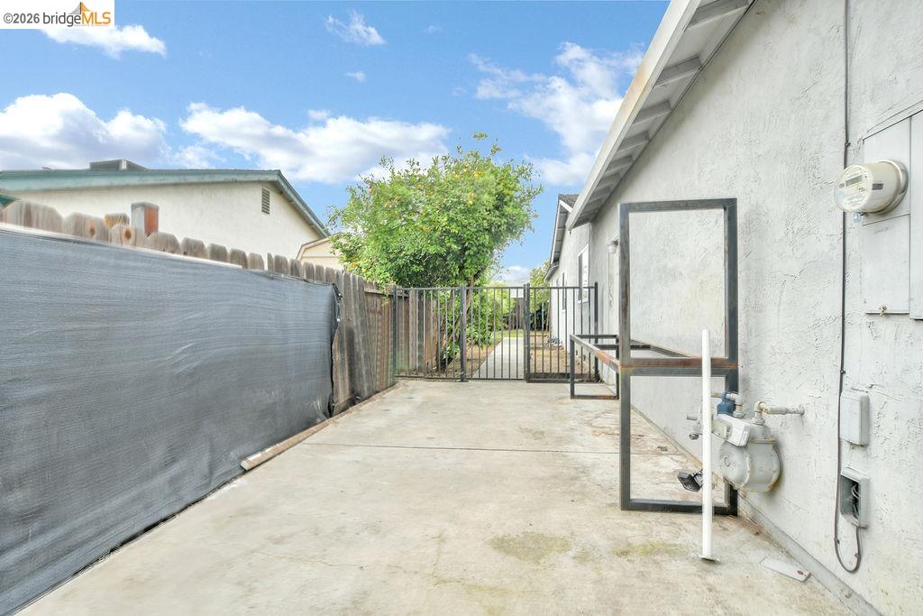 1040 Kapareil Dr