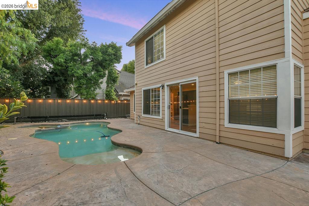 150 Trenton Cir