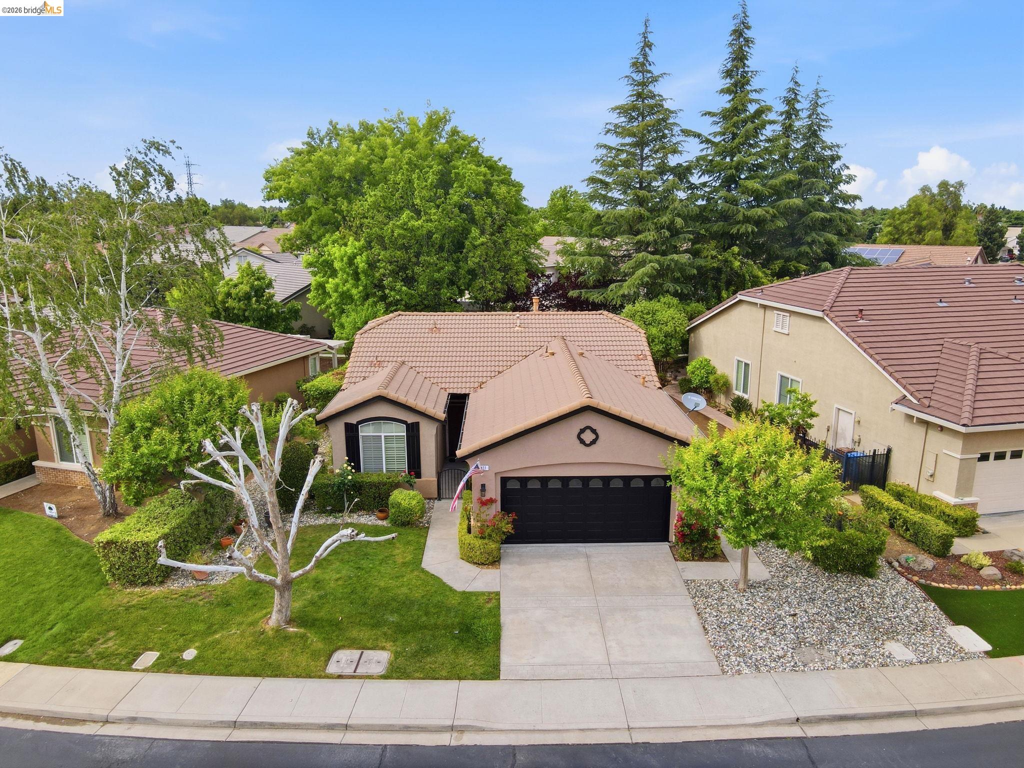 427 Stephens Dr