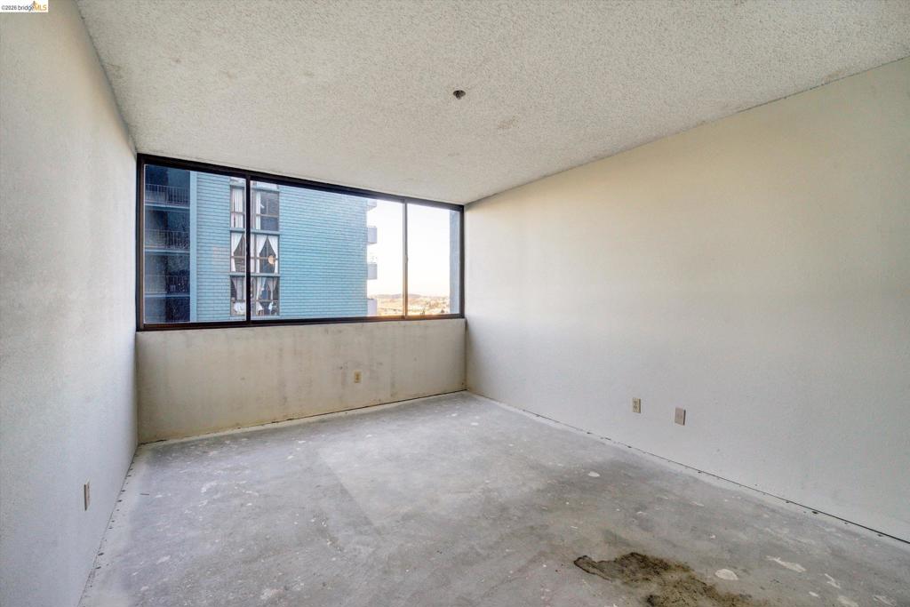 555 Pierce St 520