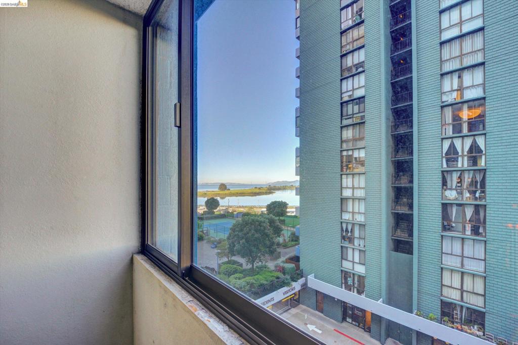555 Pierce St 520