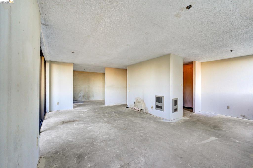 555 Pierce St 520