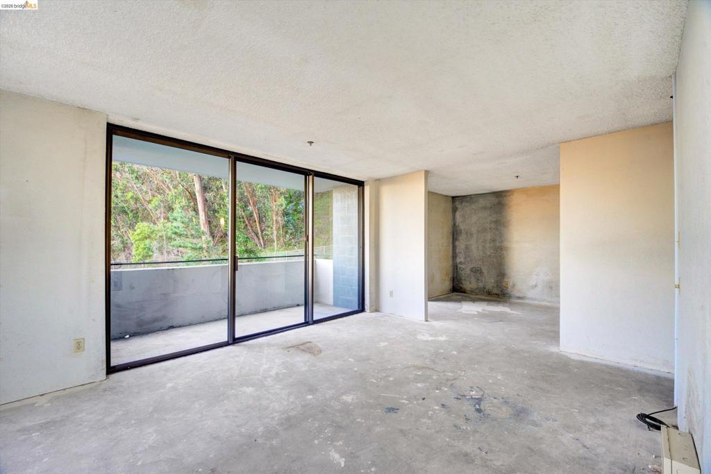 555 Pierce St 520