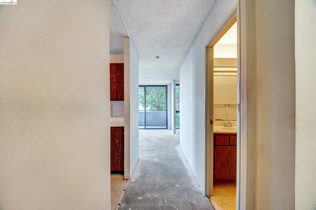 555 Pierce St 520
