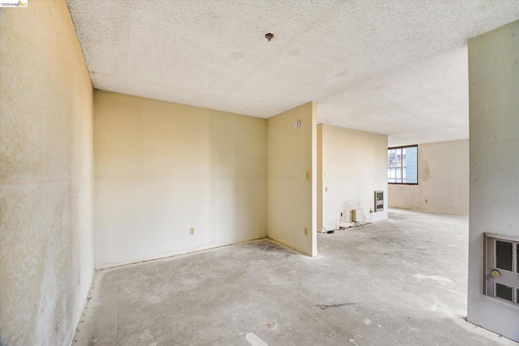 555 Pierce St 520