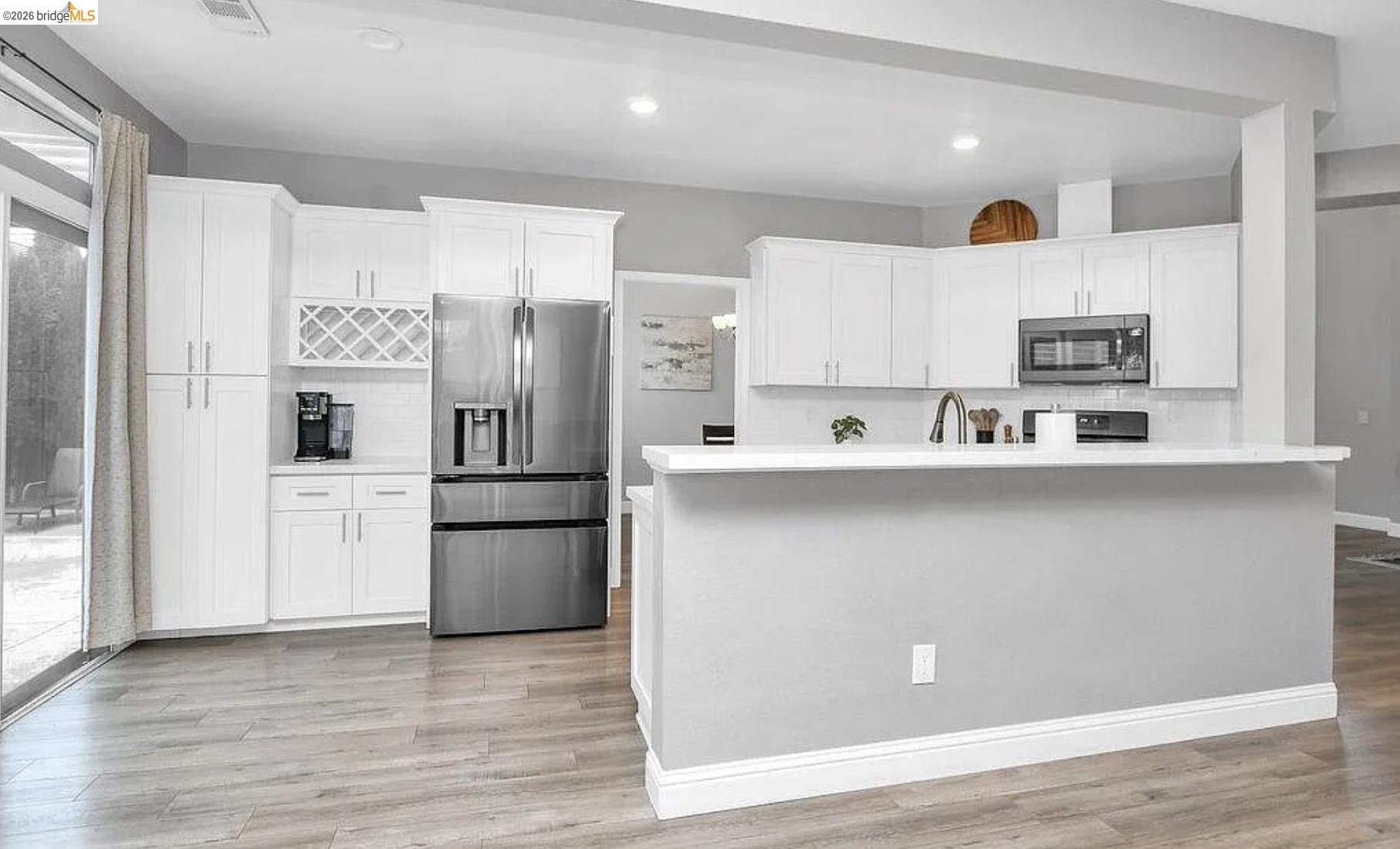 4010 Goleta Pl