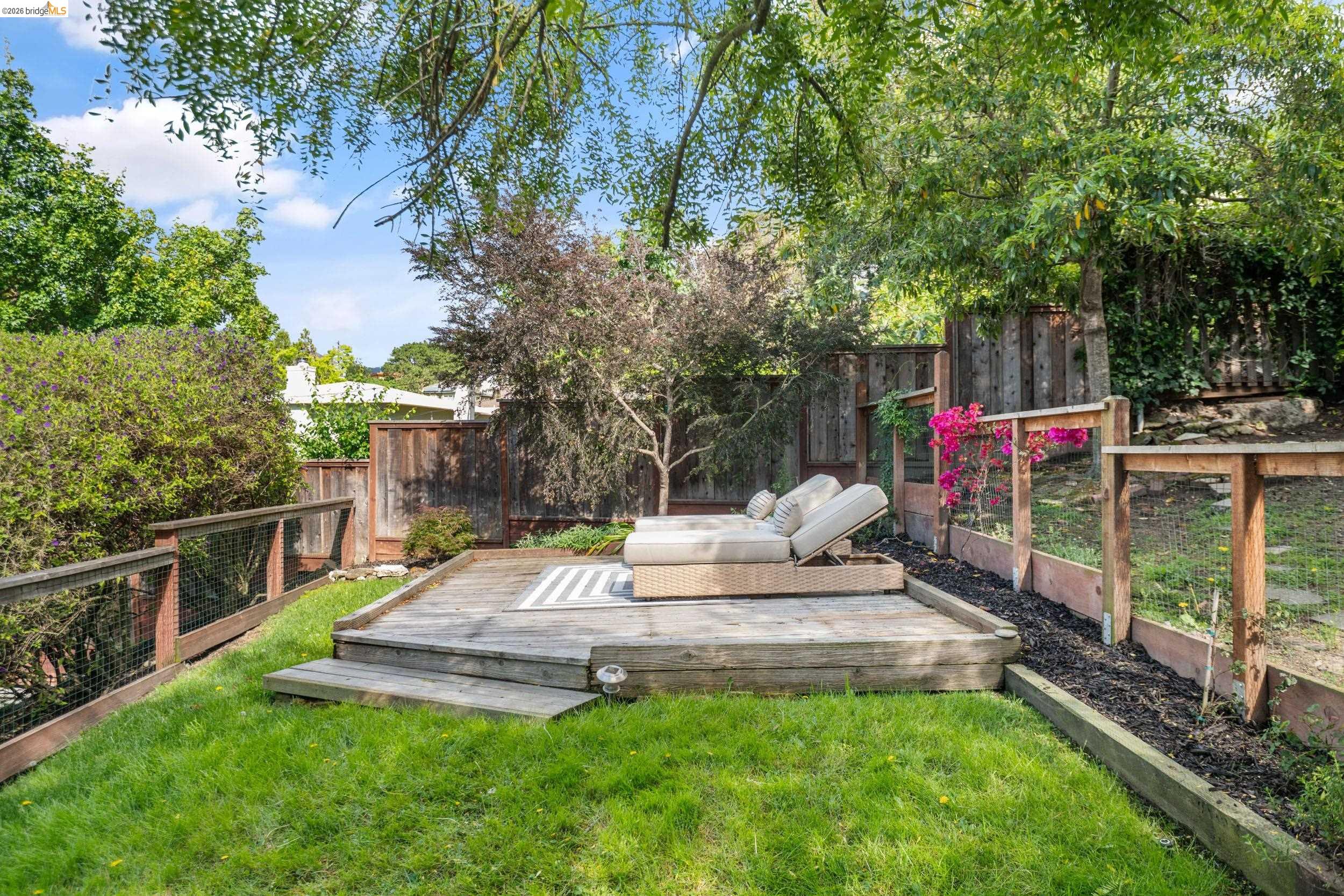 3756 Balfour Ave