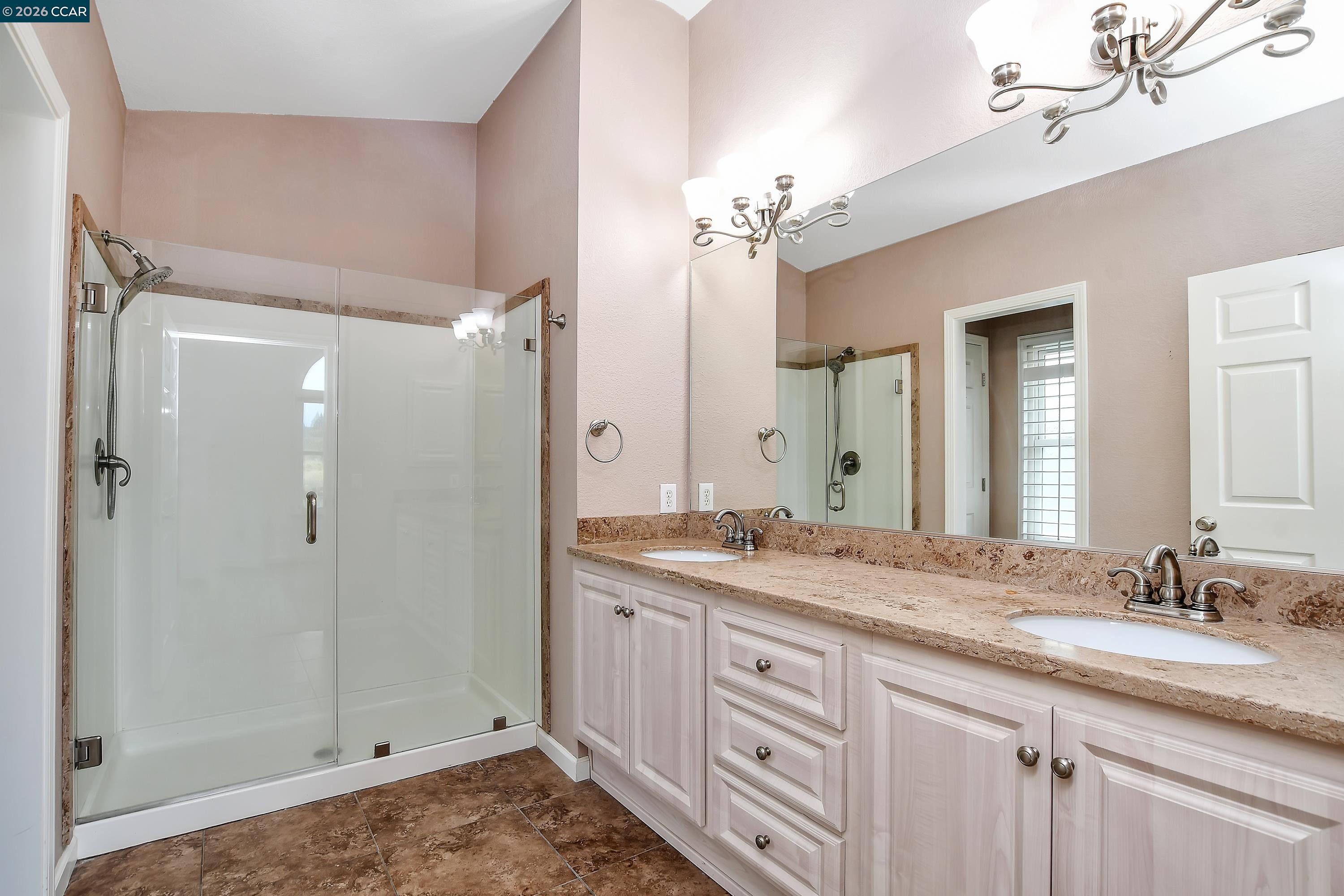 196 Bittercreek Dr