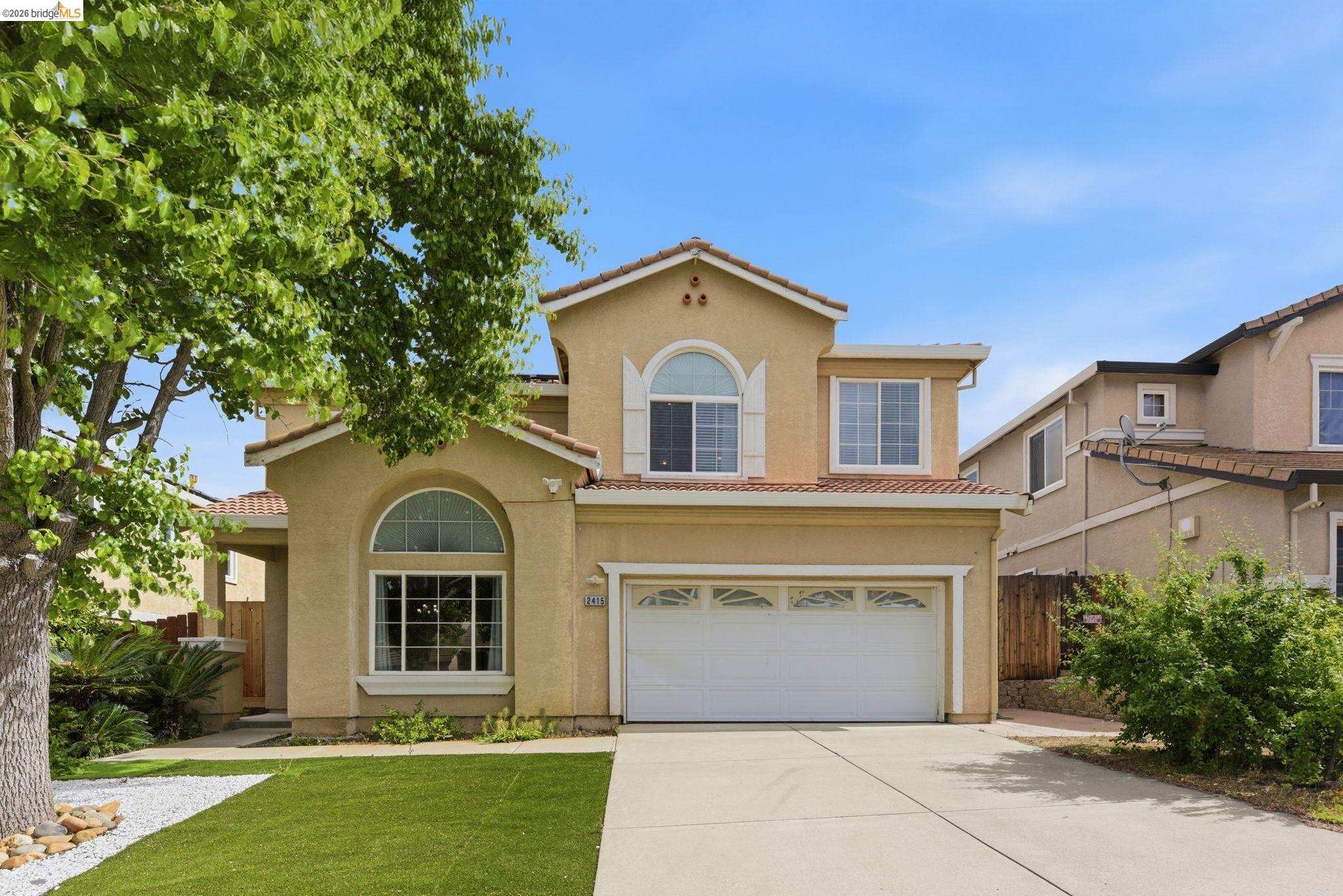 2415 Crystal Way