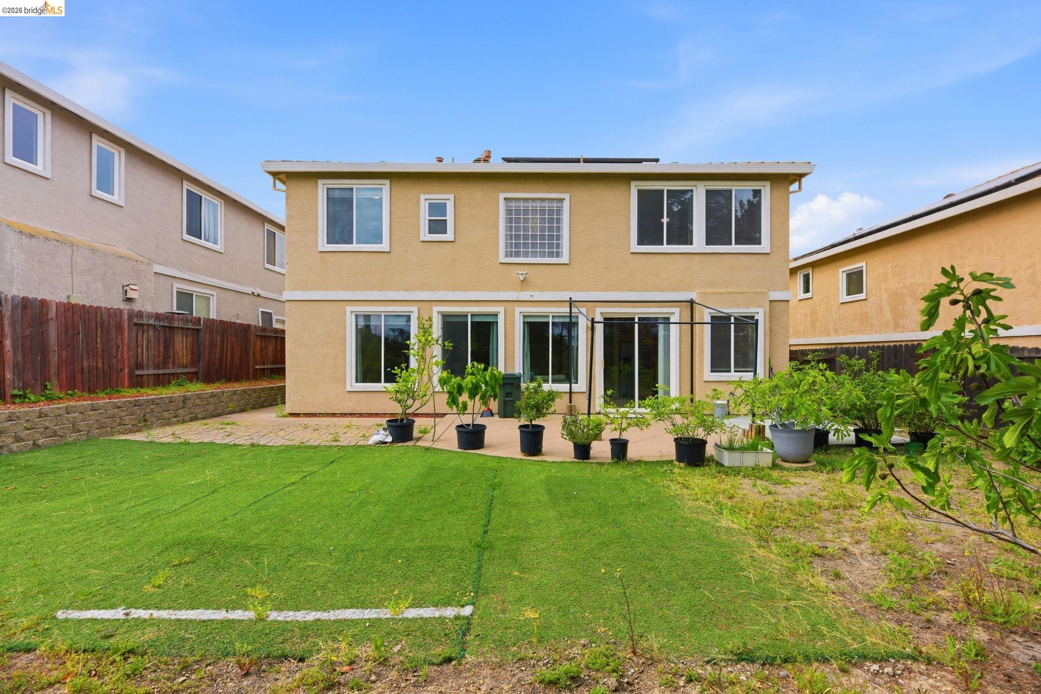2415 Crystal Way