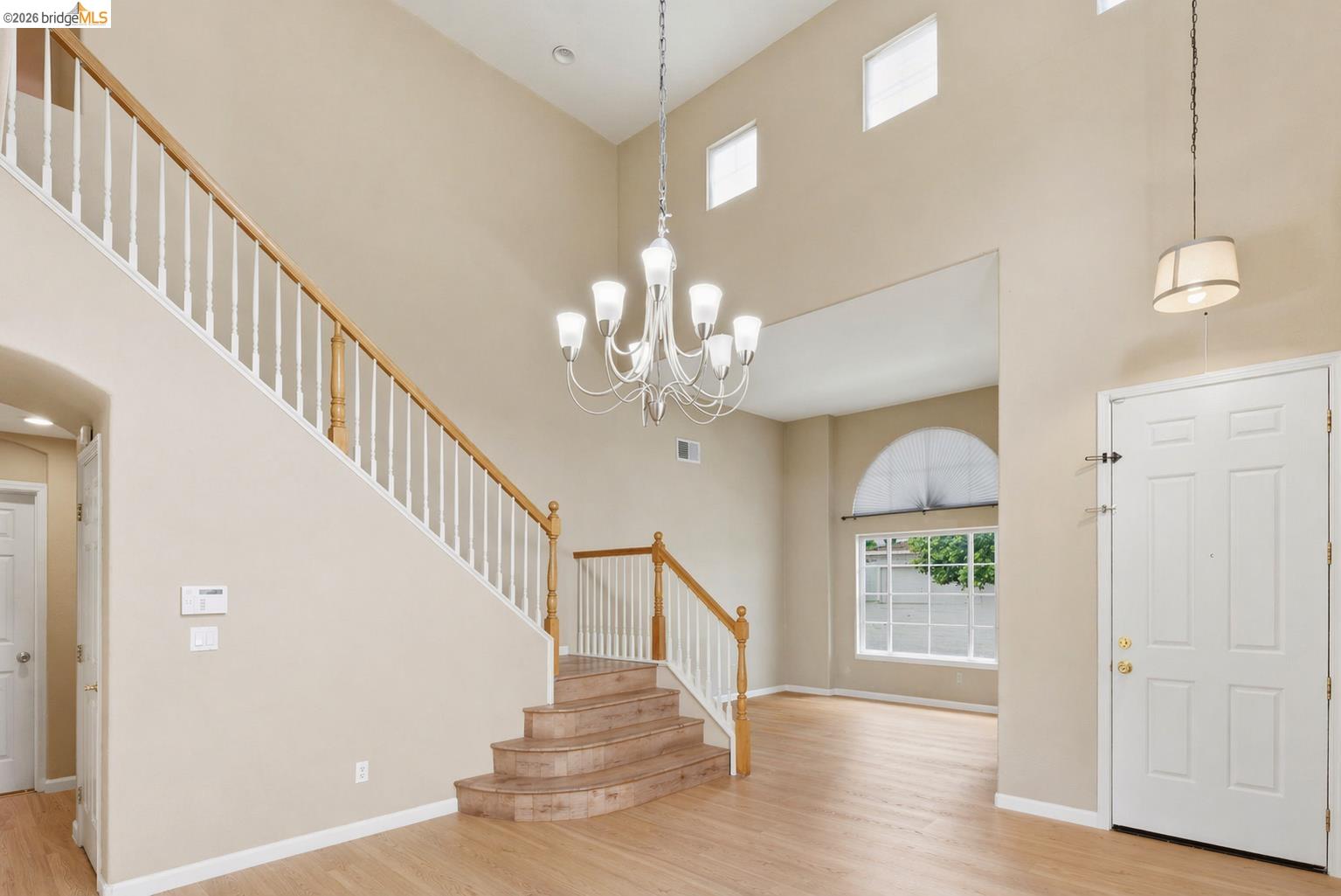 2415 Crystal Way