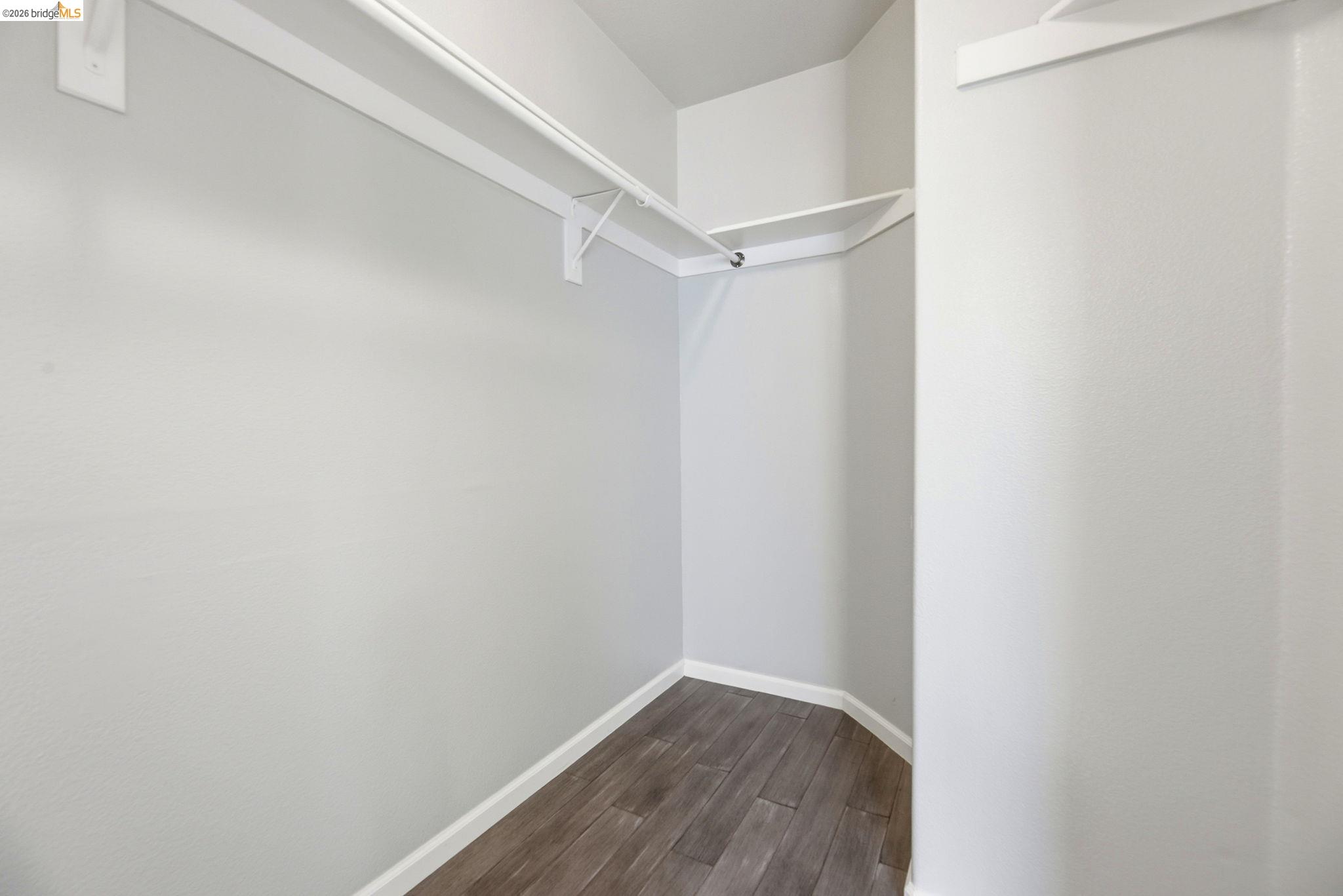 2415 Crystal Way