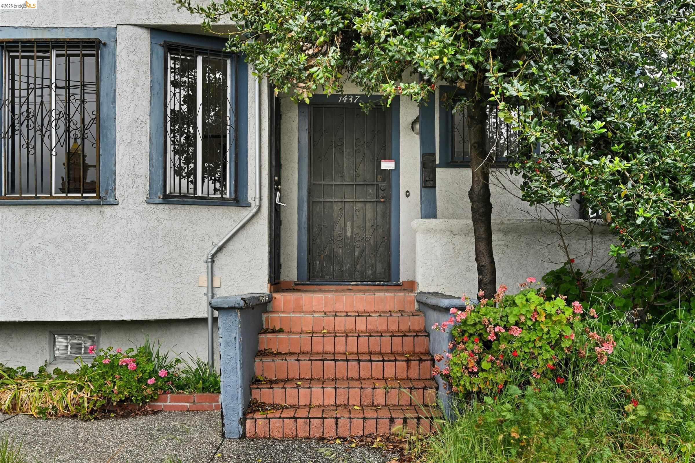 1437 56Th Ave
