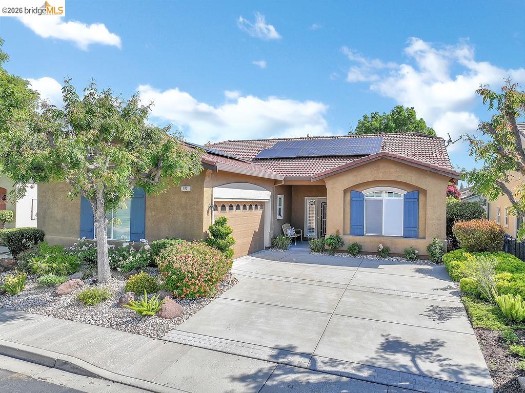 972 Centennial Dr