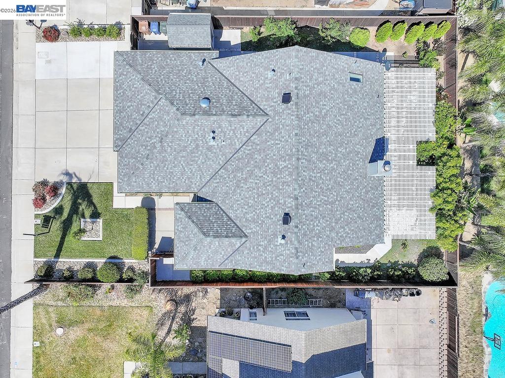 2294 El Monte Dr