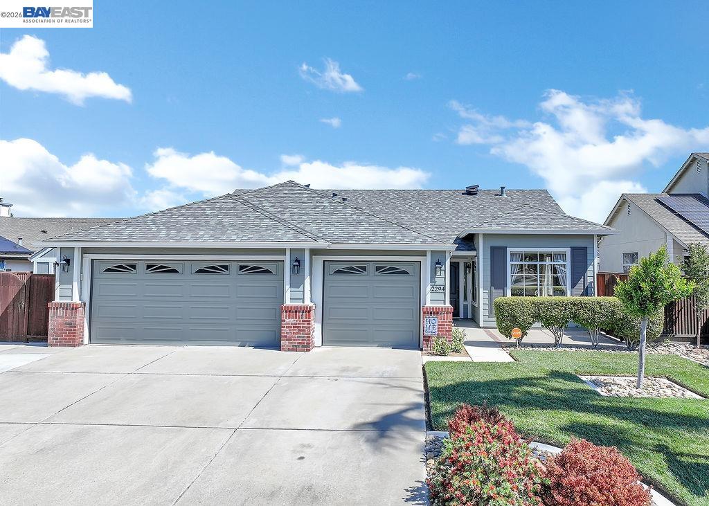 2294 El Monte Dr