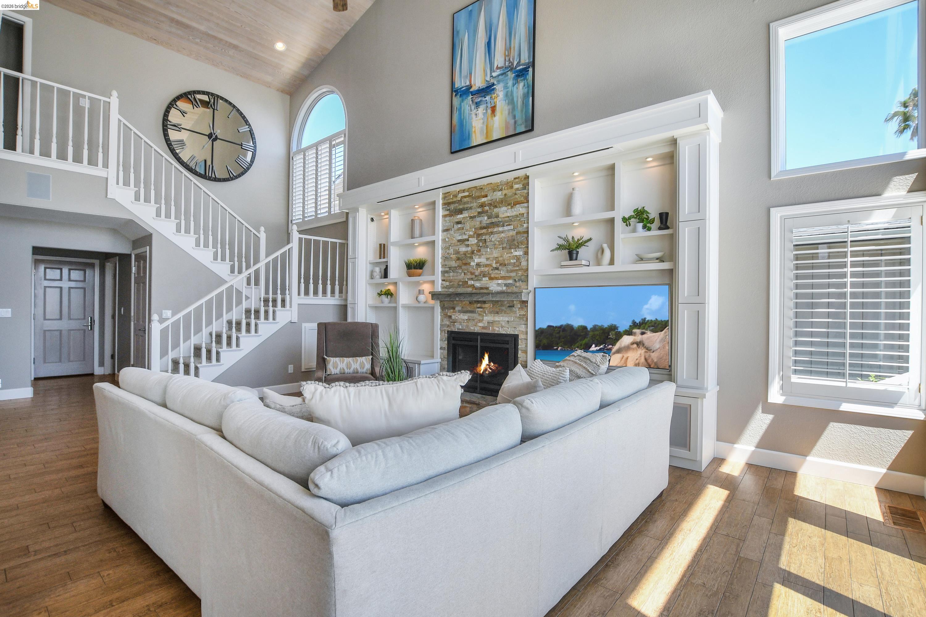 4775 Discovery Pt