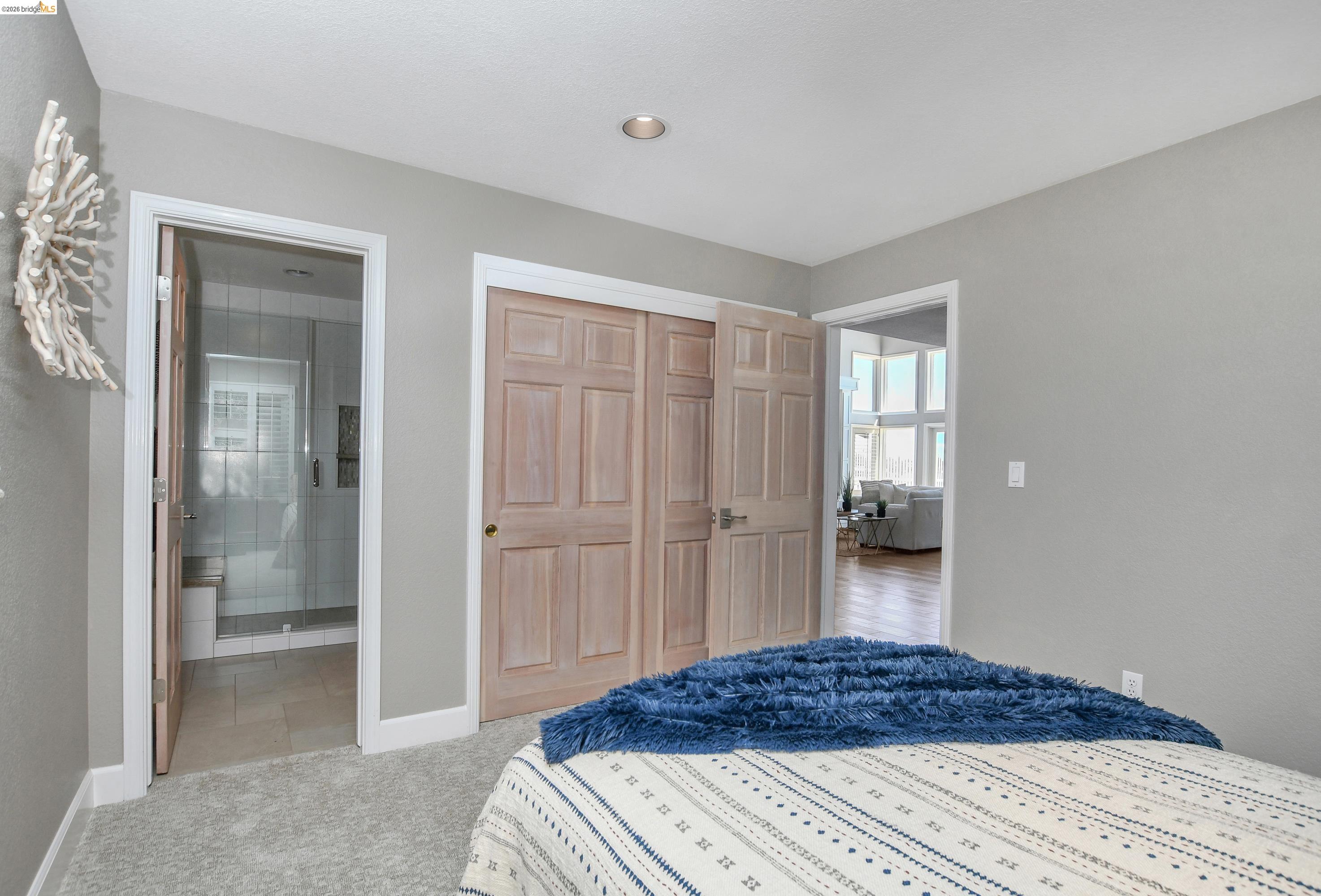 4775 Discovery Pt
