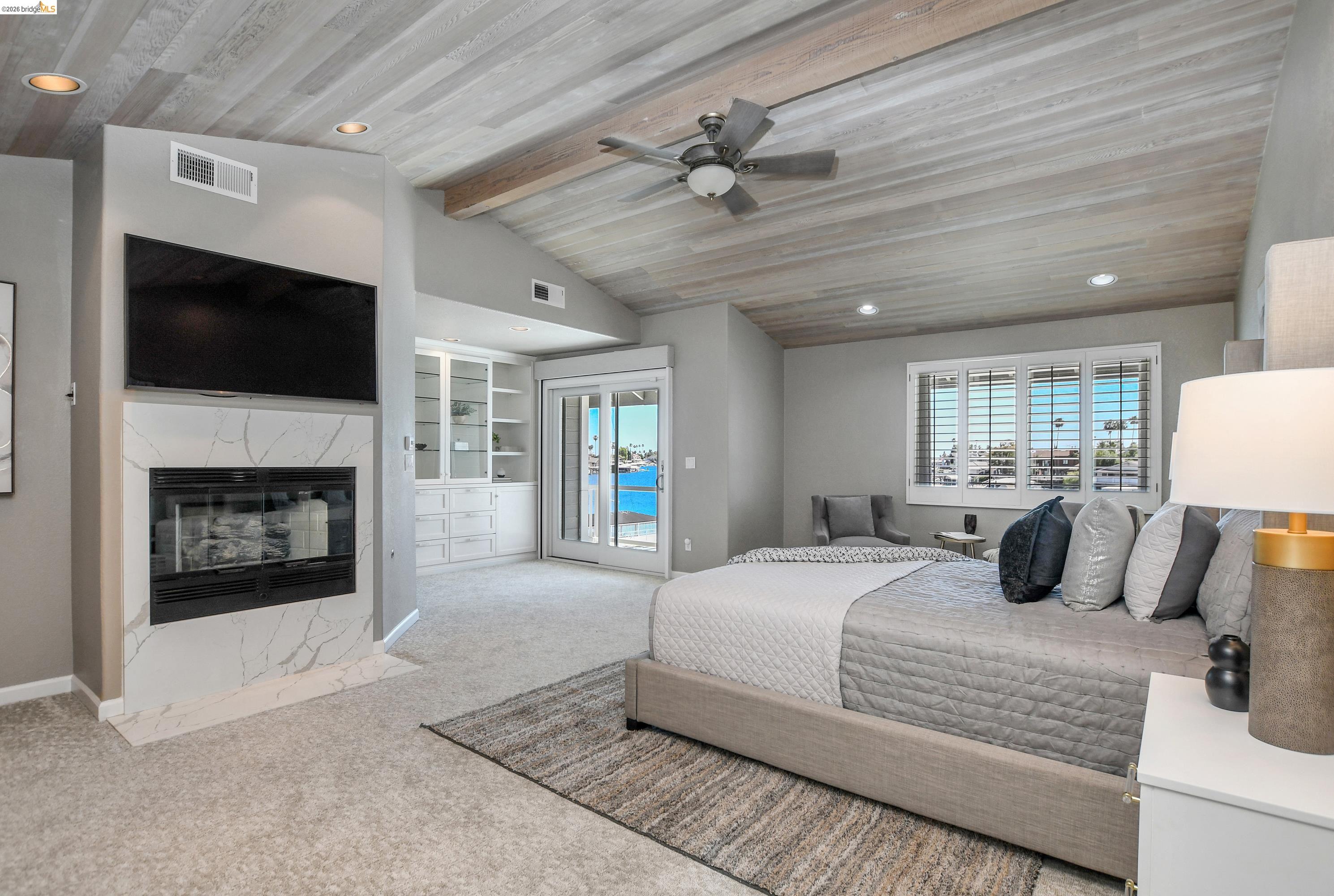 4775 Discovery Pt