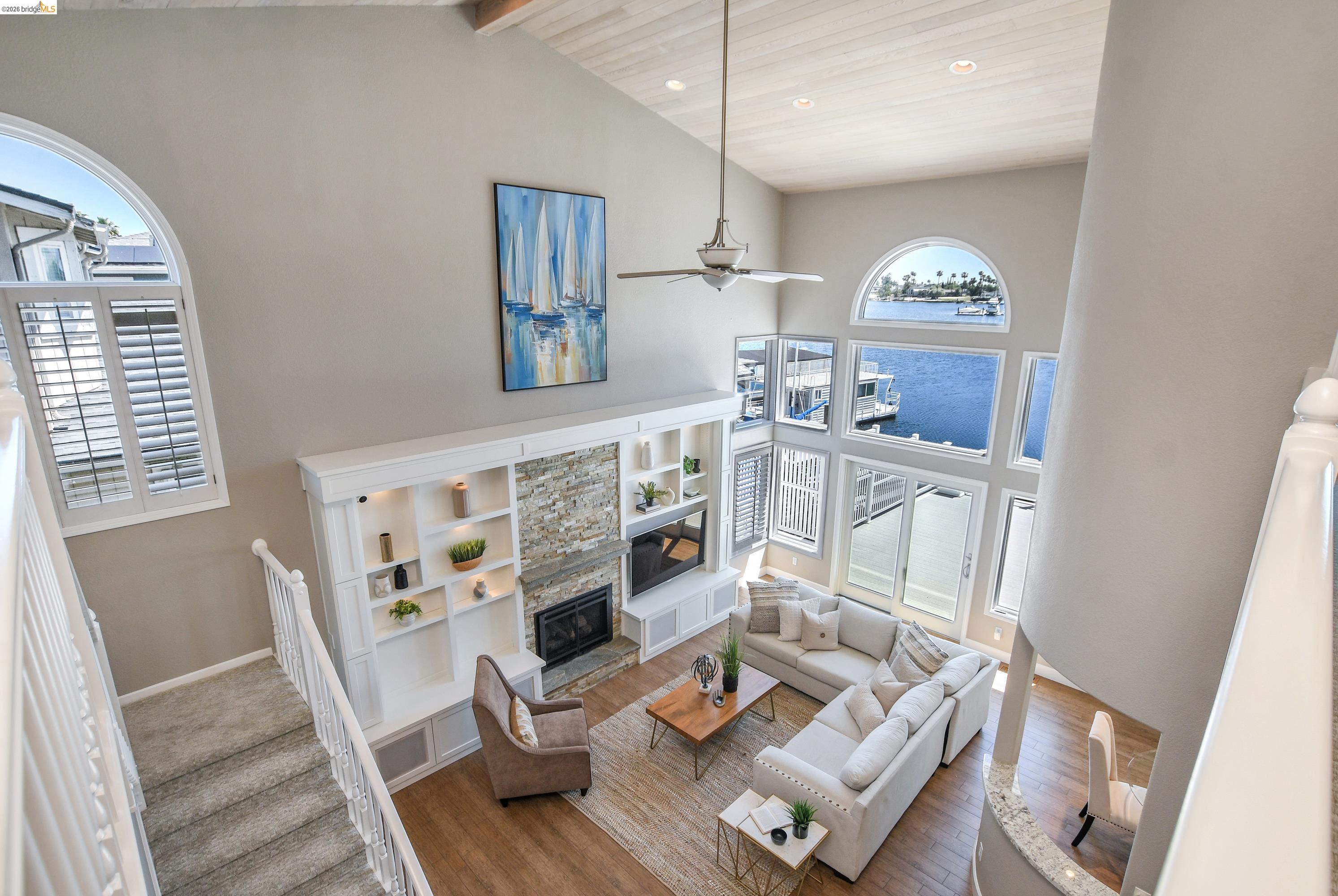 4775 Discovery Pt