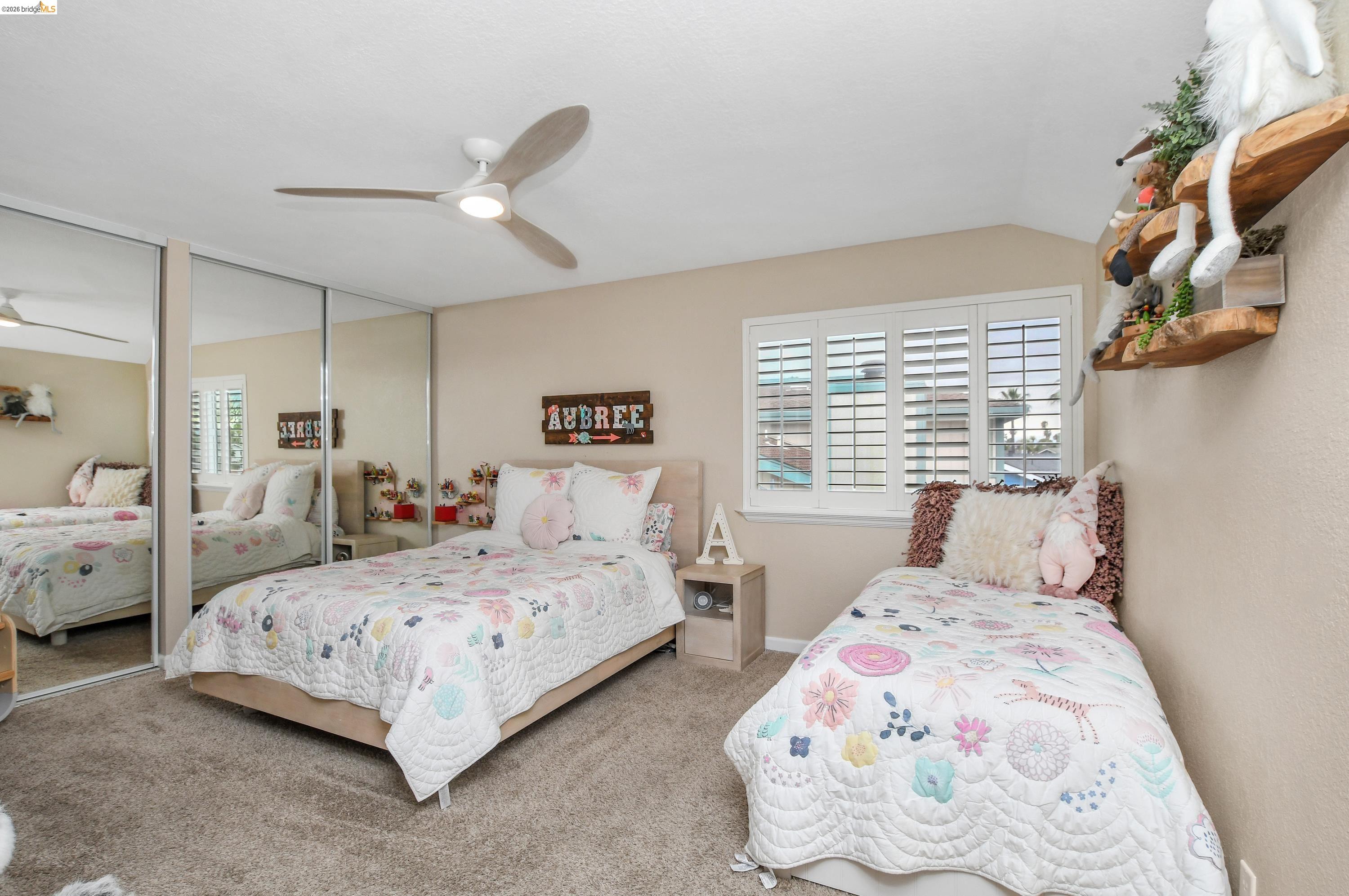 1432 Willow Lake Rd