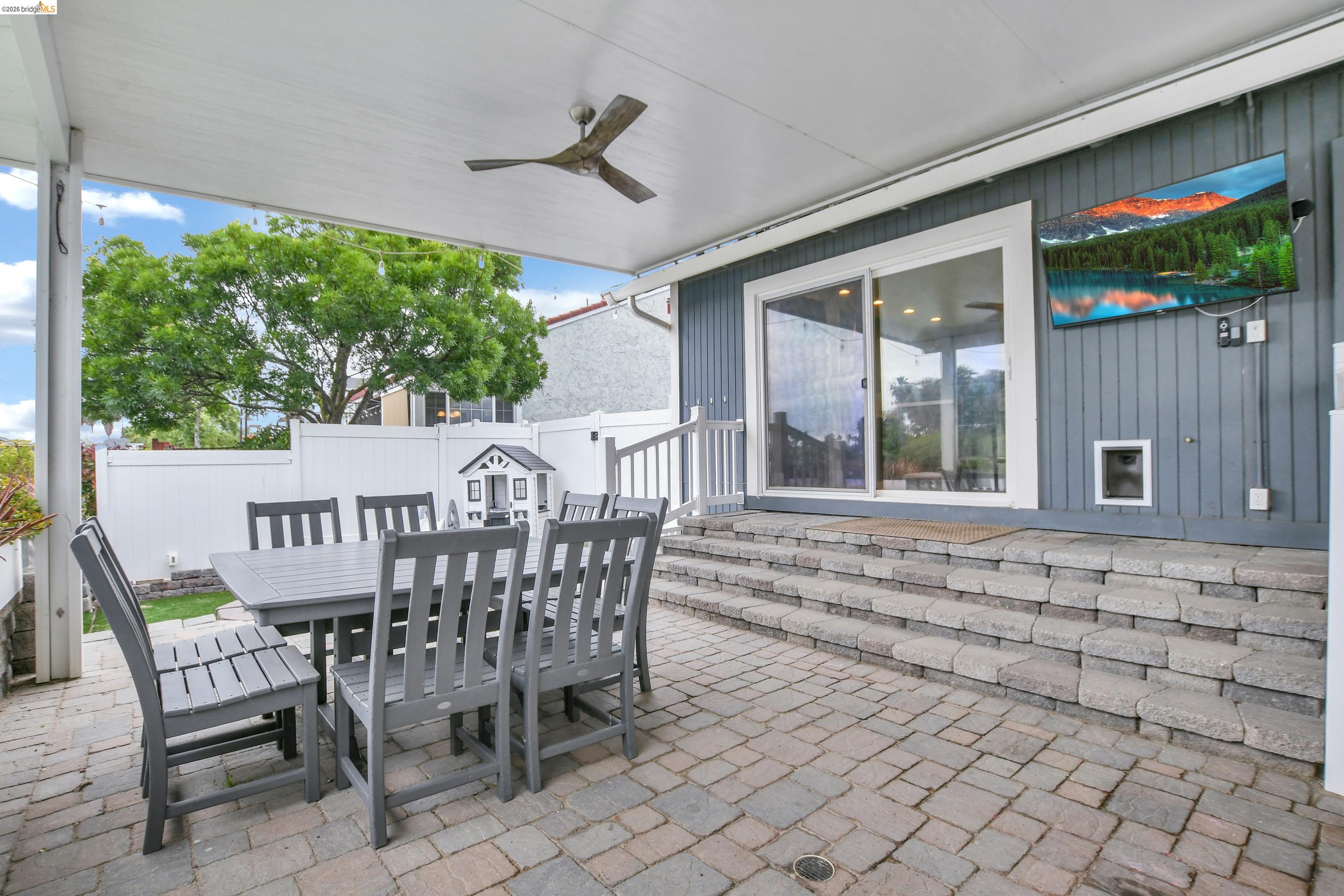 1432 Willow Lake Rd