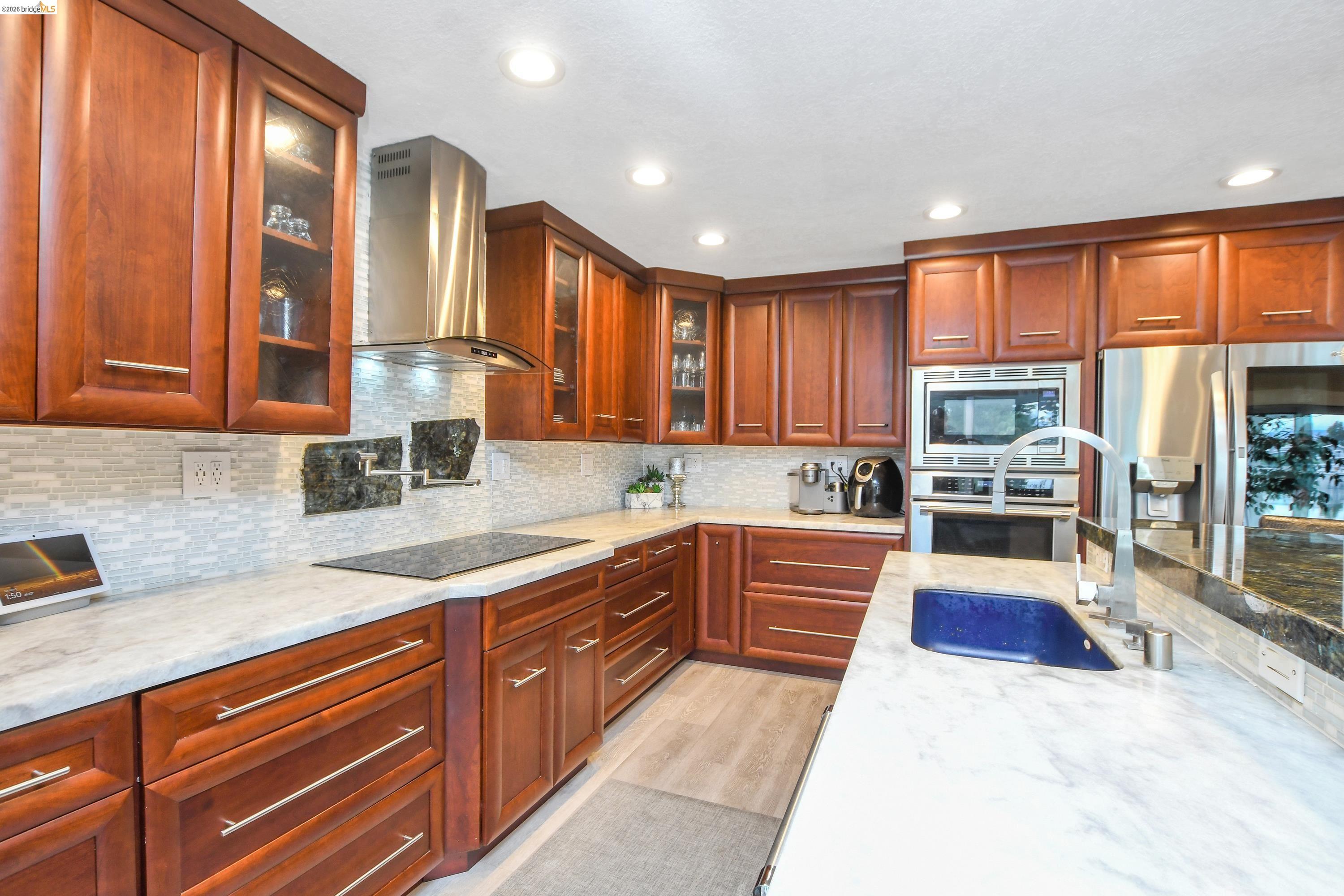 1432 Willow Lake Rd
