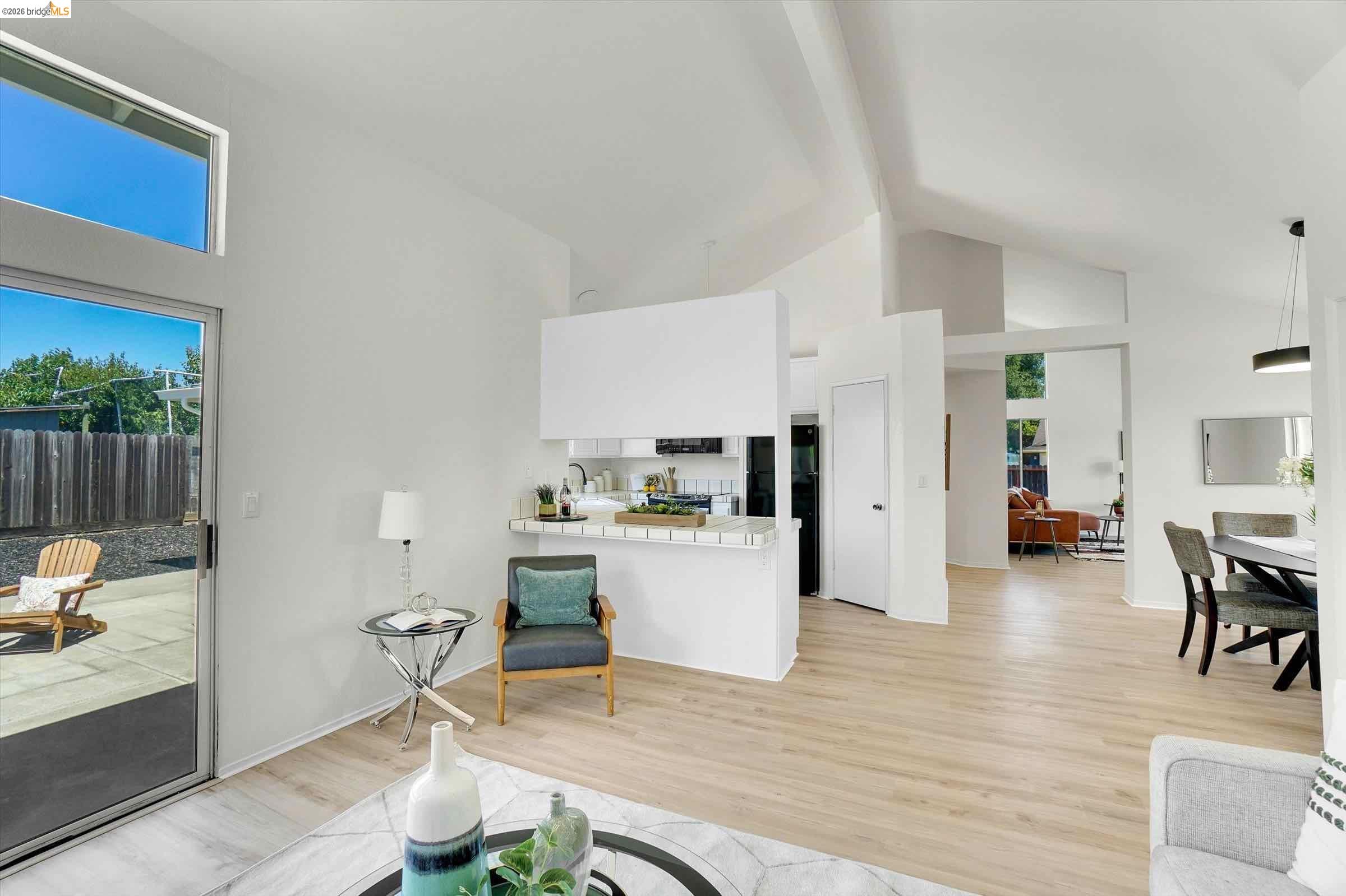 4900 Fairmont Ct