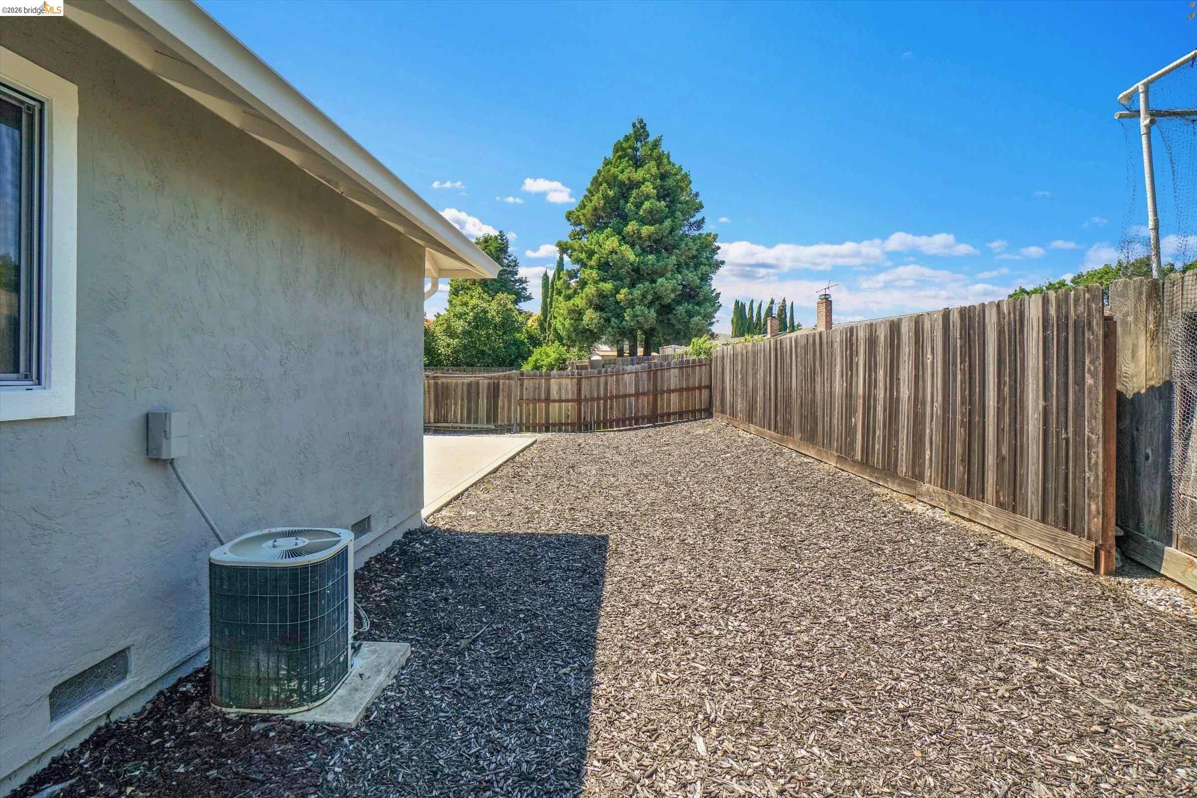 4900 Fairmont Ct