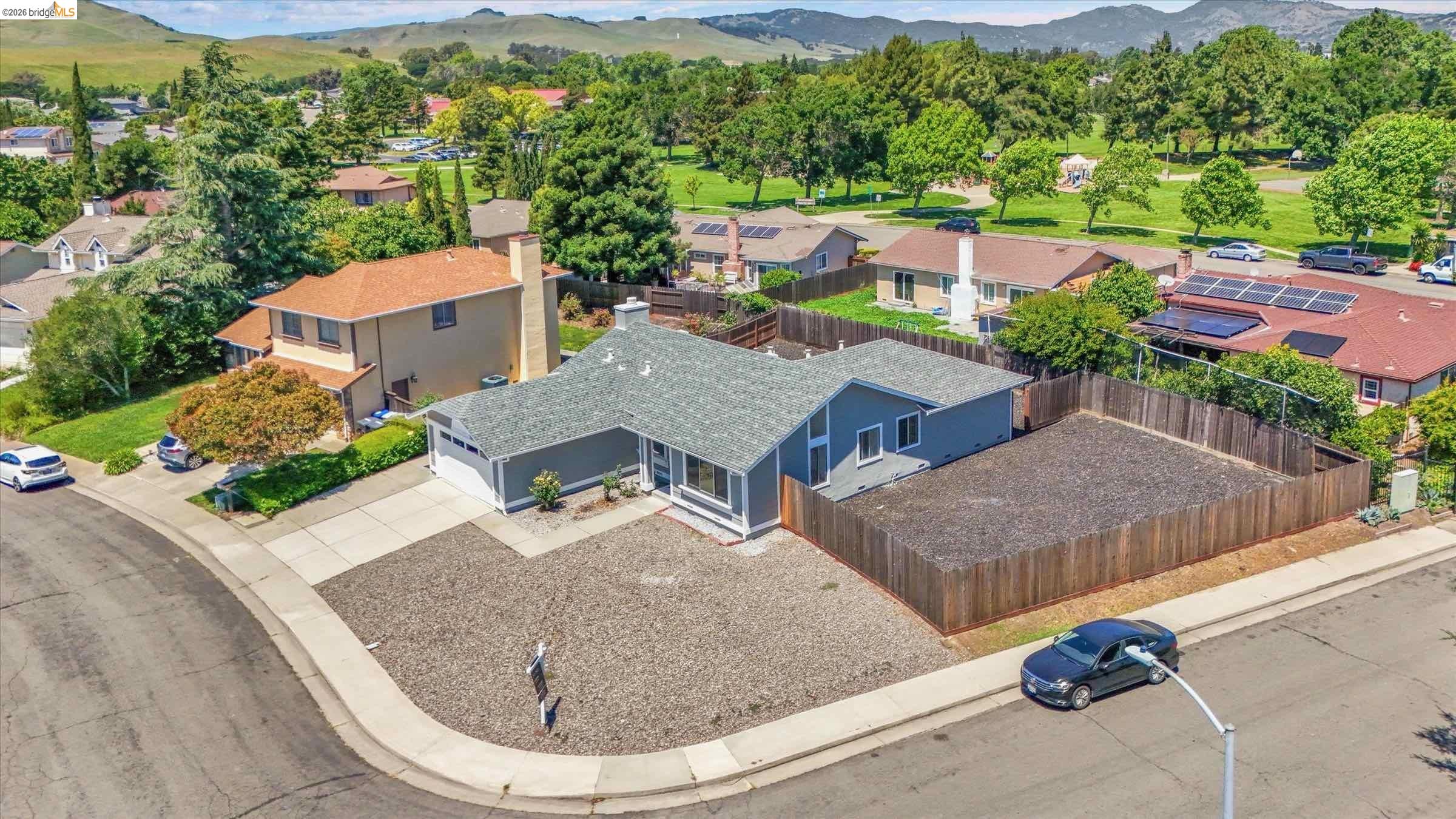 4900 Fairmont Ct