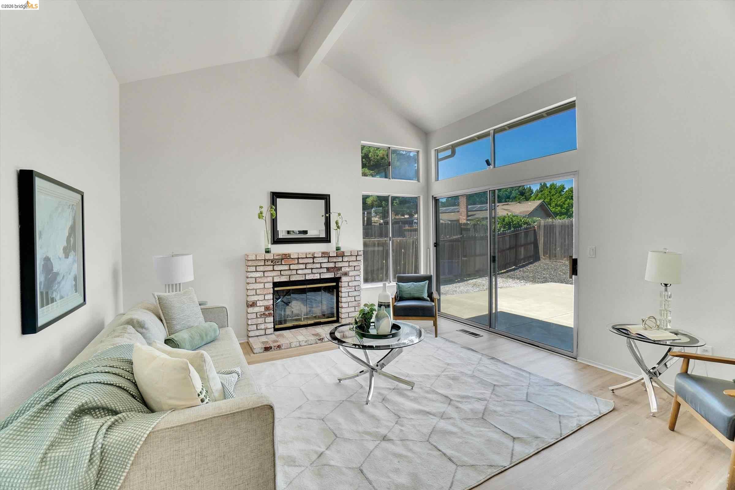 4900 Fairmont Ct