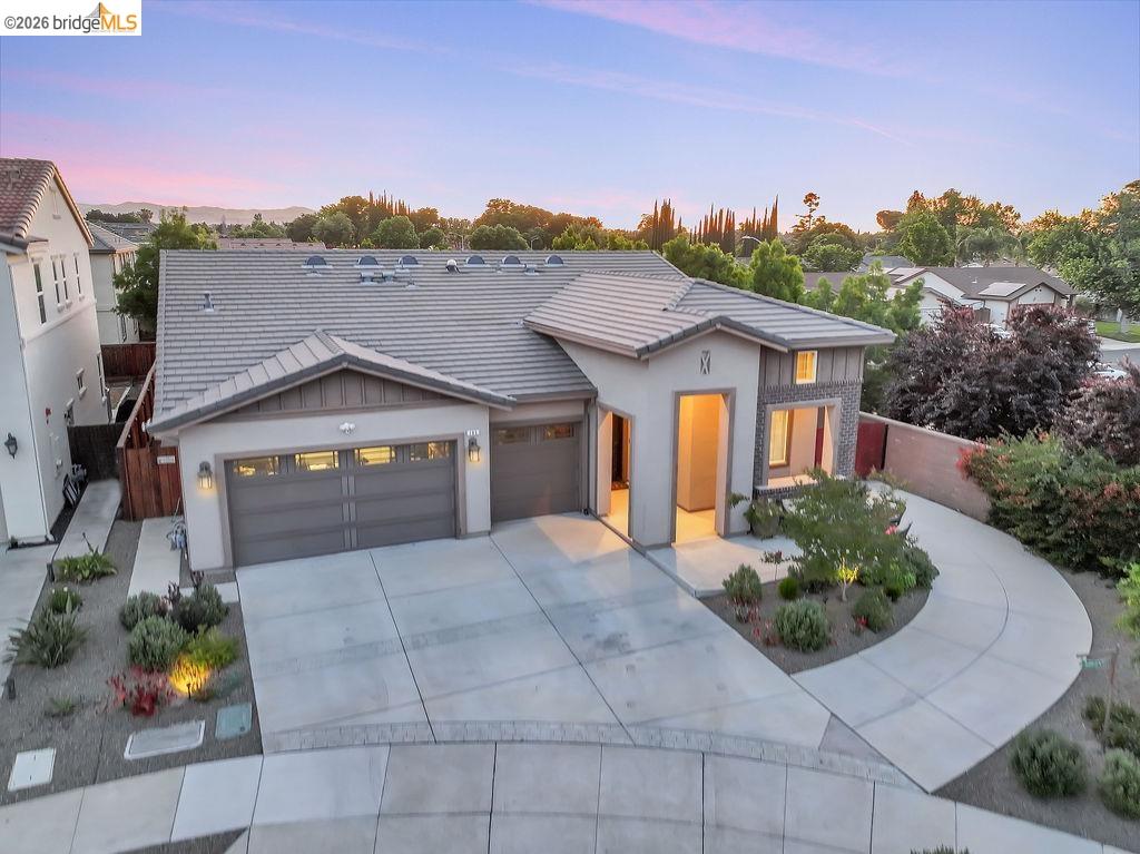183 Avery Ct