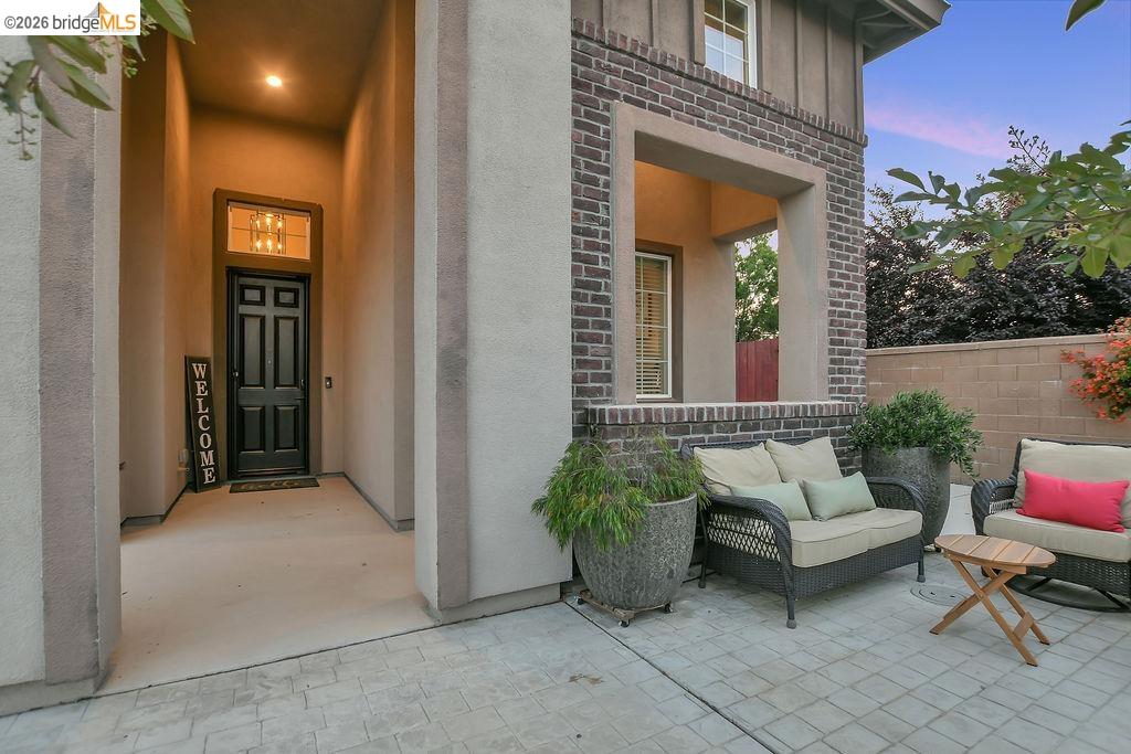 183 Avery Ct