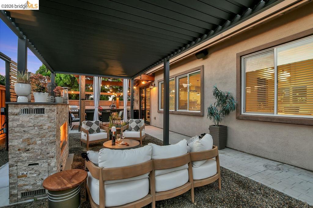 183 Avery Ct