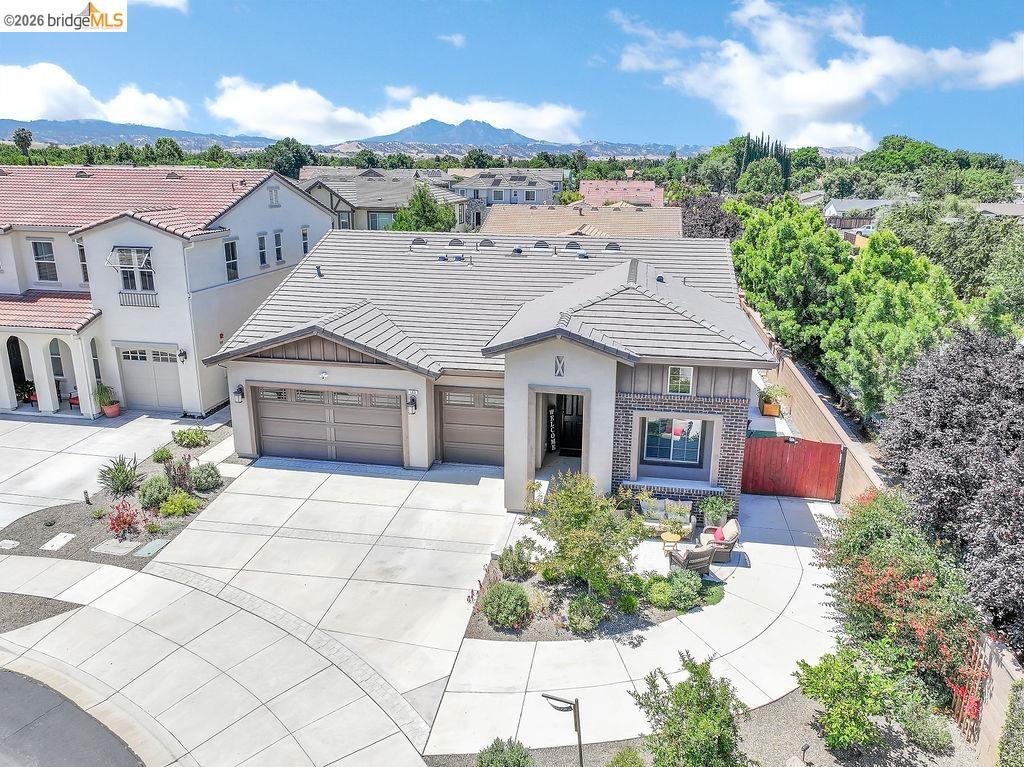 183 Avery Ct