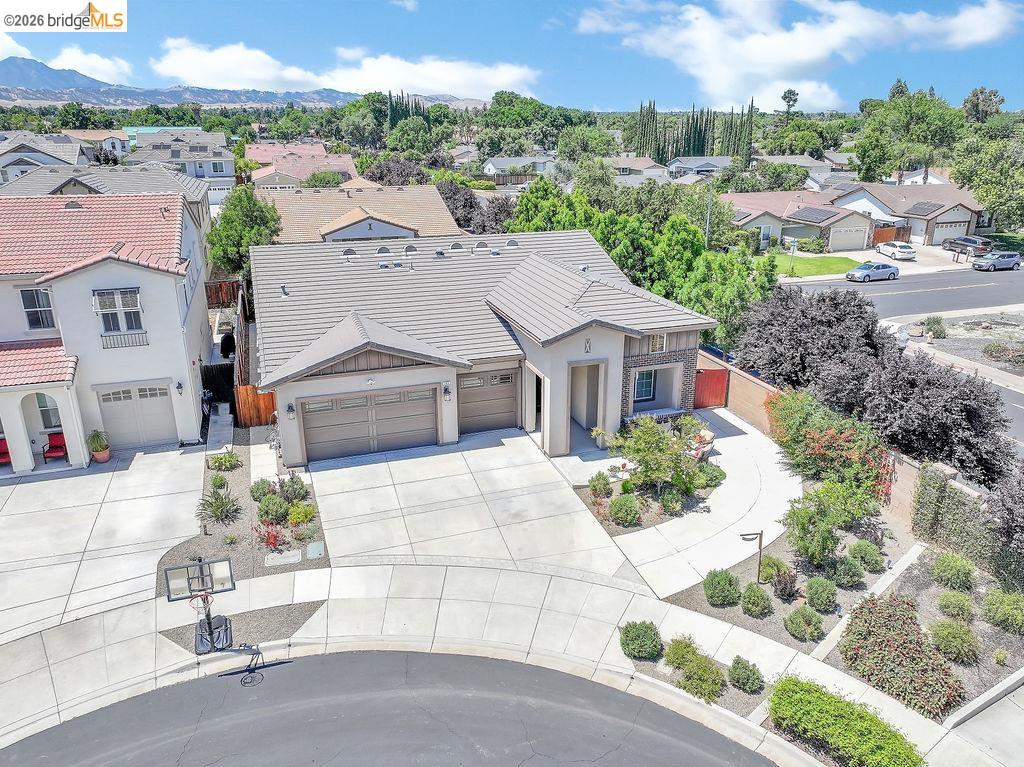 183 Avery Ct