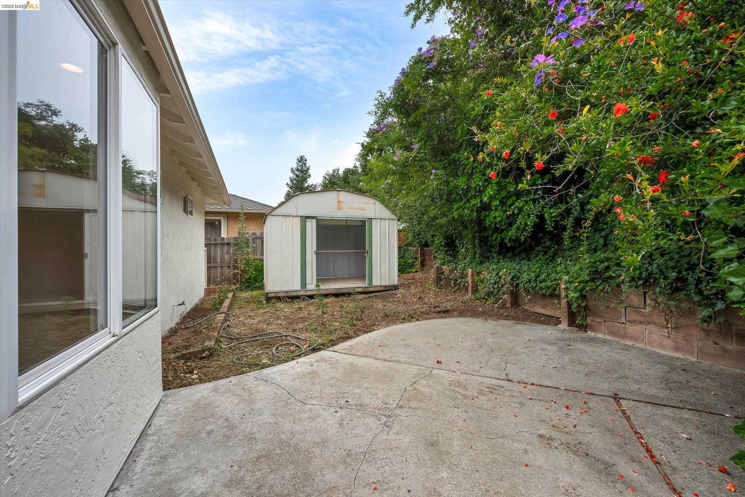 4054 Milton Ave