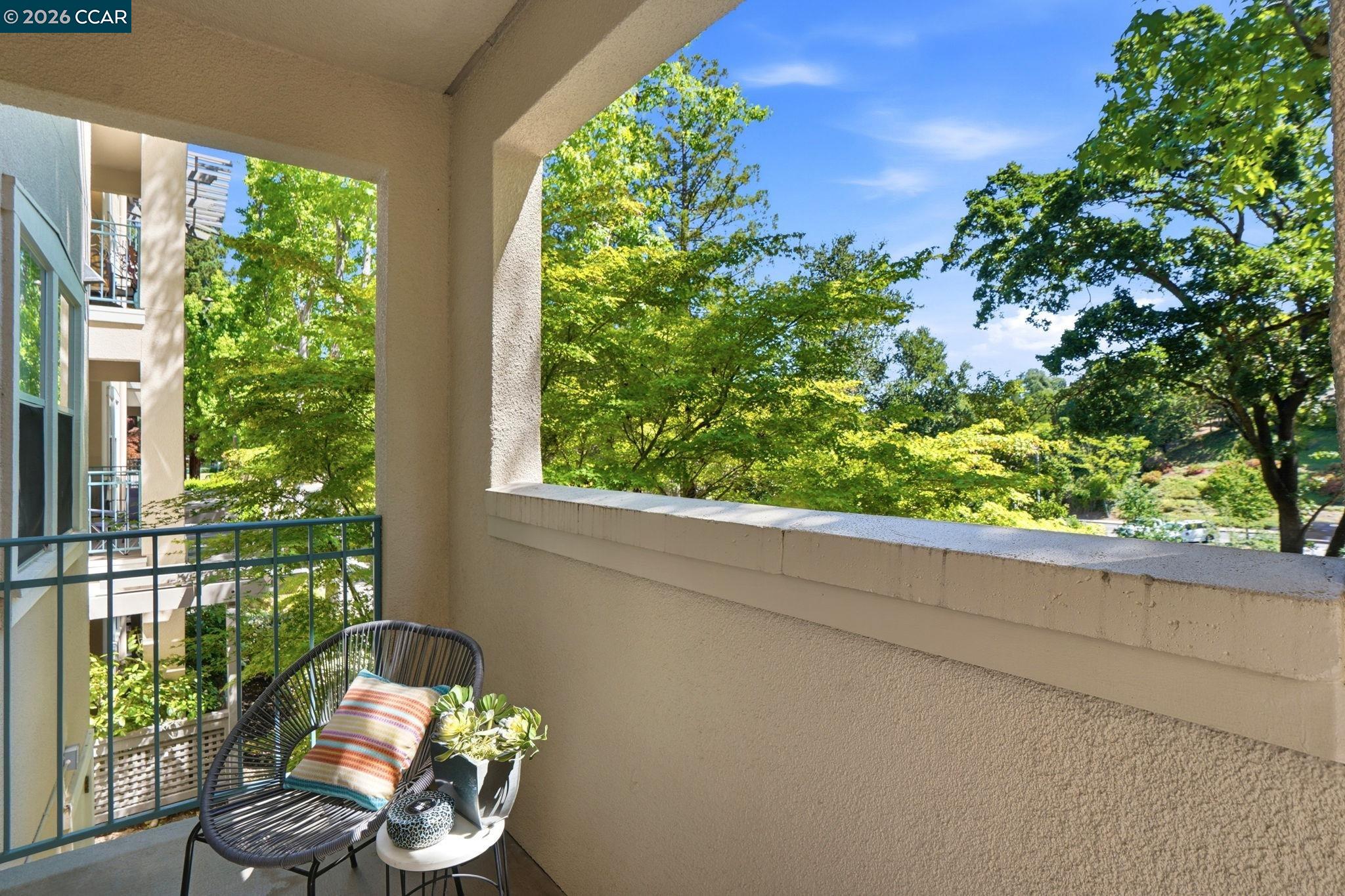 1860 Tice Creek Dr # 1210