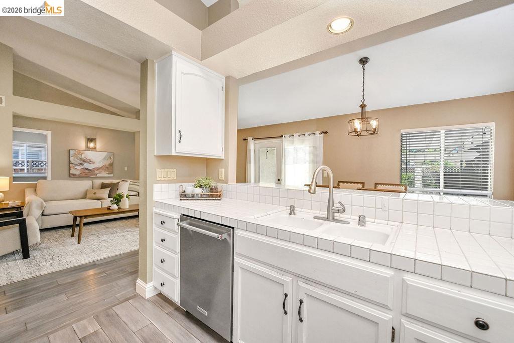 733 Sienna Ln