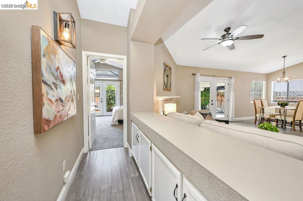 733 Sienna Ln