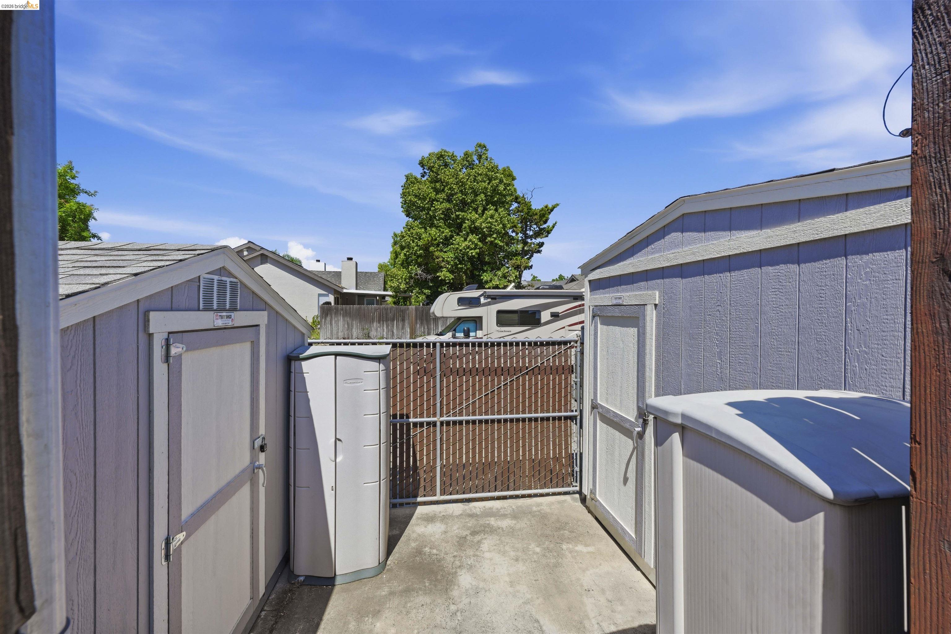 8245 Auberry Dr