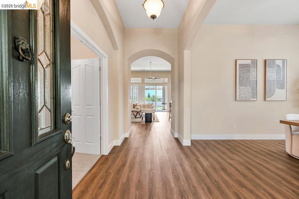 1419 Bismarck Ln