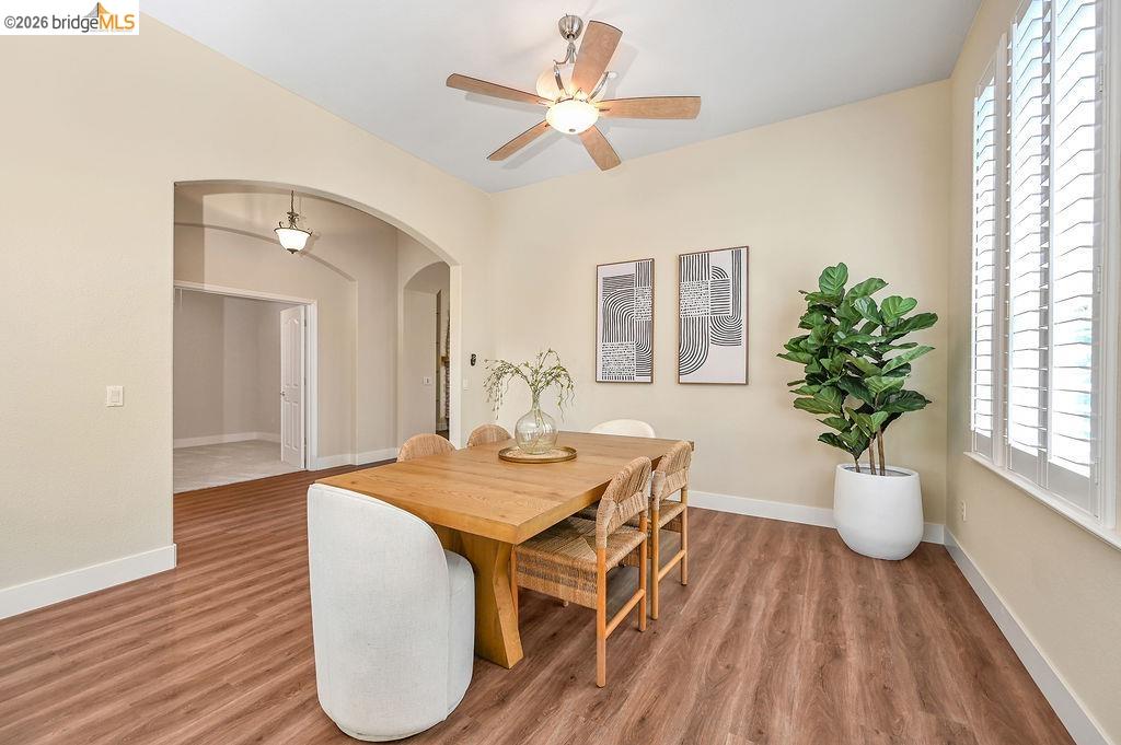 1419 Bismarck Ln