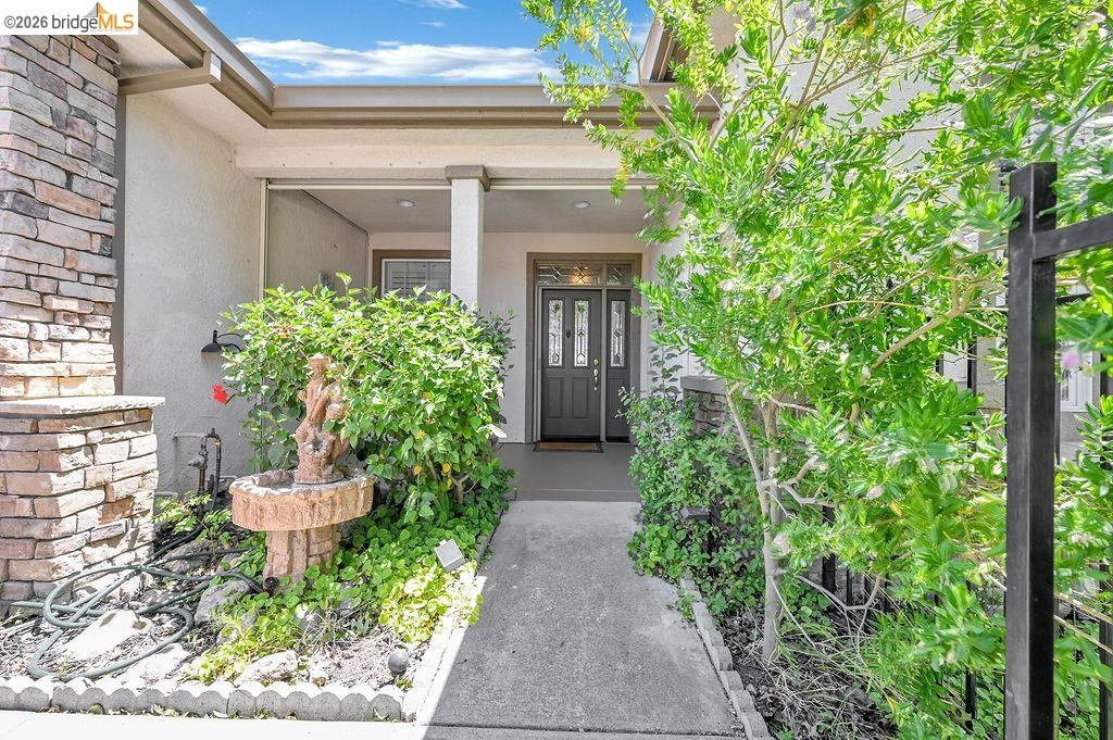 1419 Bismarck Ln